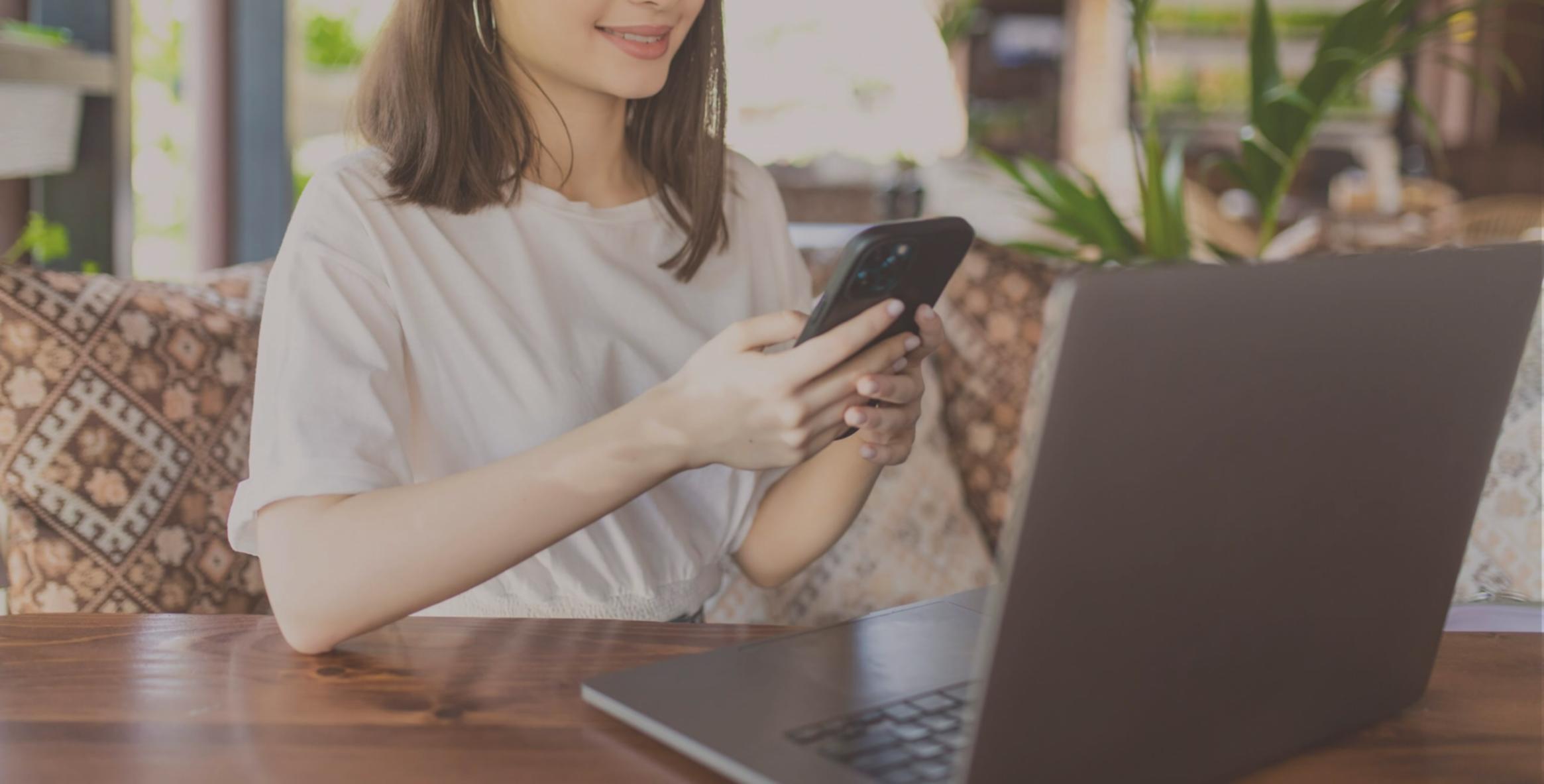 Interfață platformă de învățare cu module interactive și exerciții practice