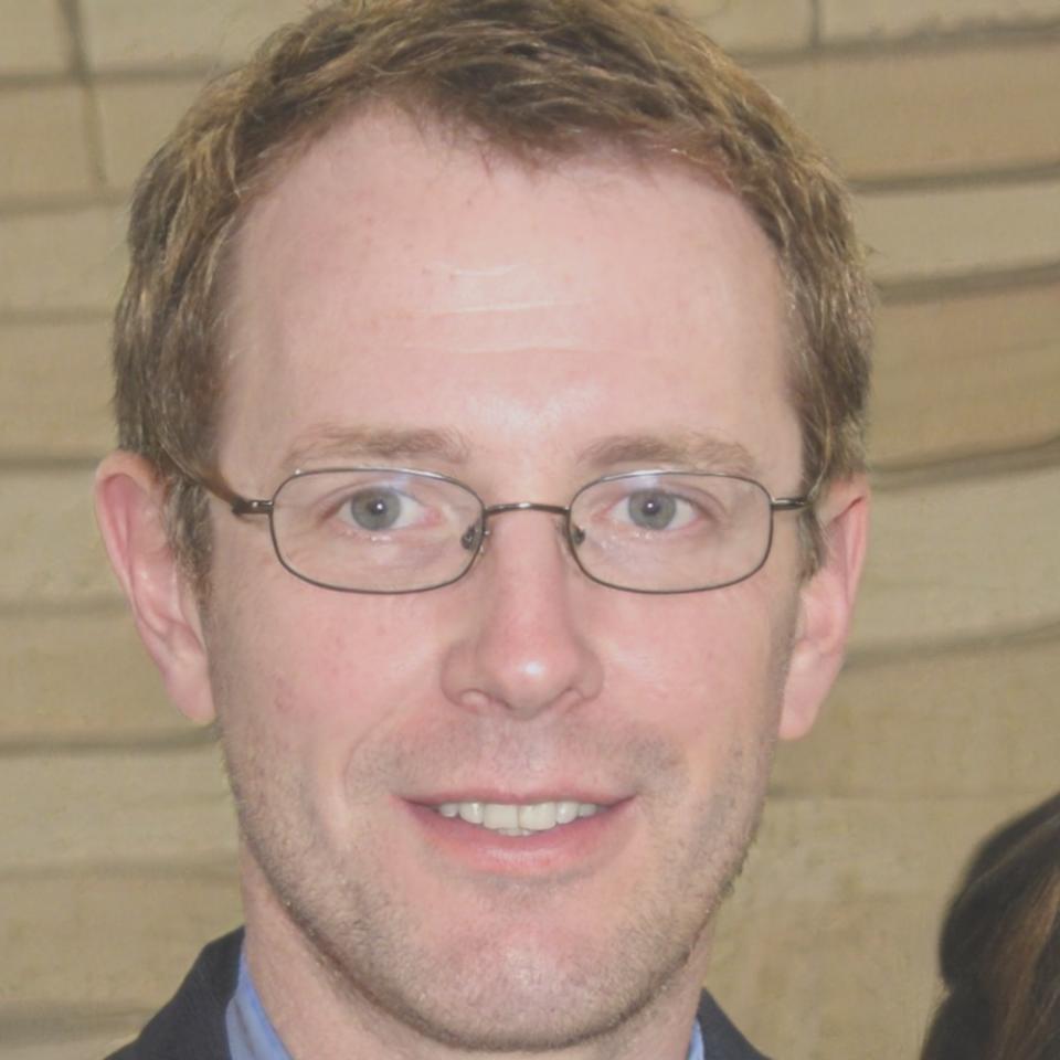 Portret instructor SEO Andrei Munteanu